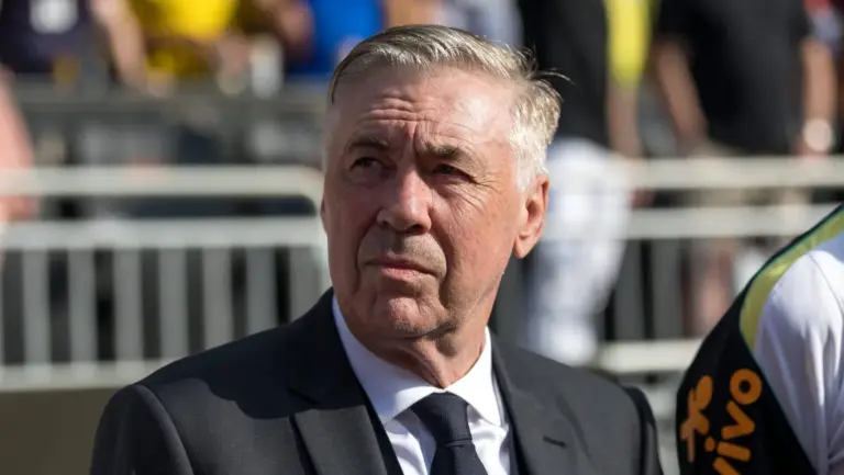 Ancelotti crava nomes e d&aacute; pistas de escala&ccedil;&atilde;o da Sele&ccedil;&atilde;o na estreia da Copa do Mundo