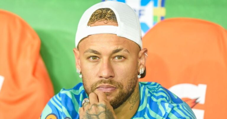 Ausência de Neymar encerra sequência de 40 anos em estreias do Brasil na Copa do Mundo