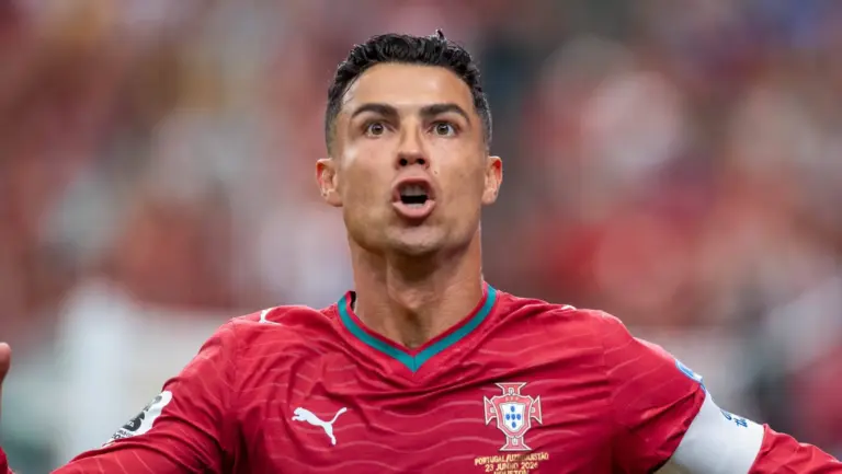 Al&eacute;m de Cristiano Ronaldo: Como Portugal encontrou solu&ccedil;&otilde;es para dar liga contra o Uzbequist&atilde;o