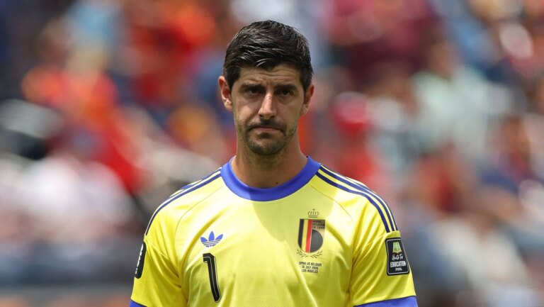 &lsquo;N&atilde;o &eacute; a coisa mais importante&rsquo;: Courtois faz exig&ecirc;ncia &agrave; B&eacute;lgica para n&atilde;o se aposentar