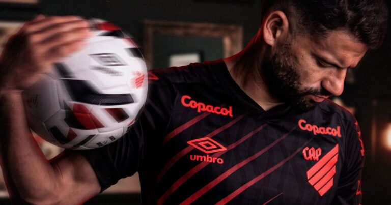 Athletico apresenta novo uniforme em dia de jogo decisivo na Copa do Brasil; saiba como comprar
