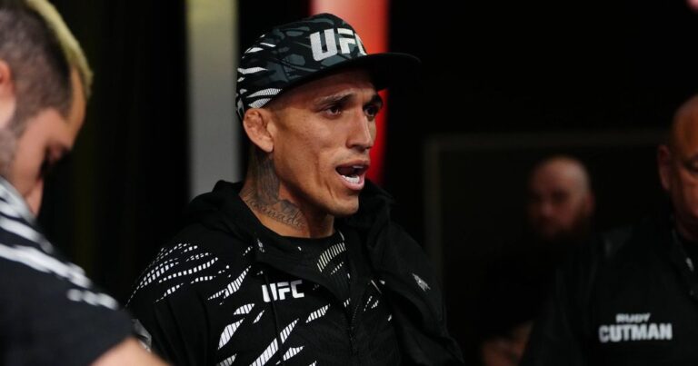 Charles do Bronx responde rival no UFC após acusação sobre luto