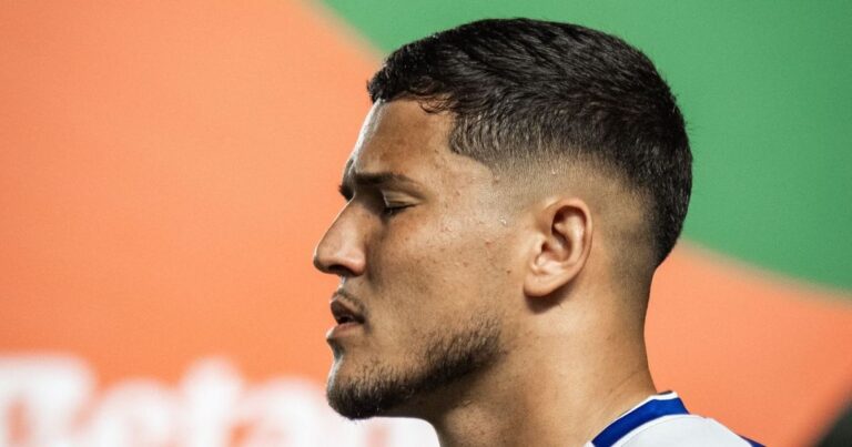 Goleiro do Coritiba tem evolução rápida após lesão e inicia transição