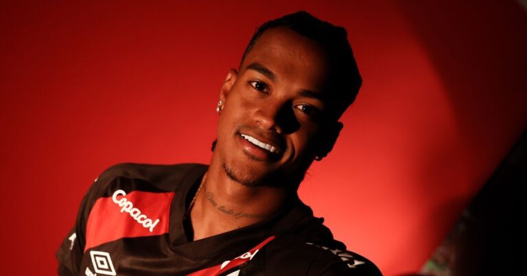 Kerwin Vargas promete acirrar disputa no ataque do Athletico; veja como ele joga