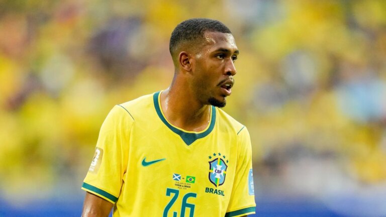 Tim Vickery: &lsquo;Rayan &eacute; uma boa propaganda para os valores do futebol brasileiro na Europa&rsquo;