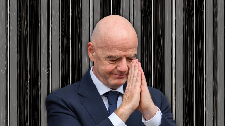 Uefa amea&ccedil;a Infantino com processo ap&oacute;s plano de vender direitos da Copa do Mundo