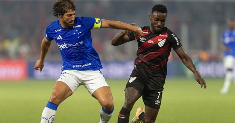 Athletico e Cruzeiro duelam pela liderança do returno do Brasileirão; veja números