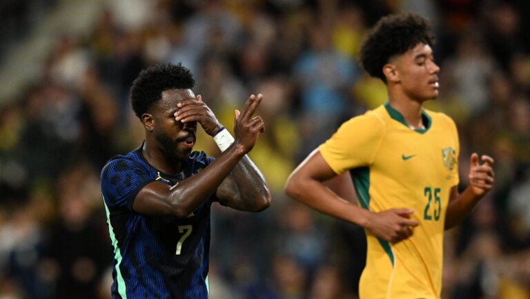 Brasil muda postura contra a Austr&aacute;lia, supera falhas em primeira vit&oacute;ria p&oacute;s-Copa e aprende li&ccedil;&otilde;es