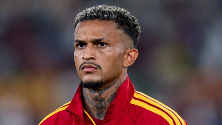 Reforço da Roma brilha, mas Fenerbahçe explora fraqueza de Wesley para sair com empate