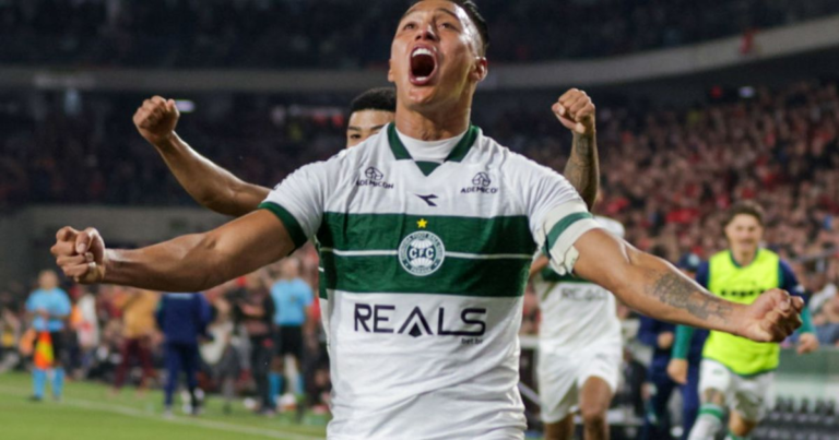 Colombiano Sebástian Gómez se torna o estrangeiro com mais jogos pelo Coritiba
